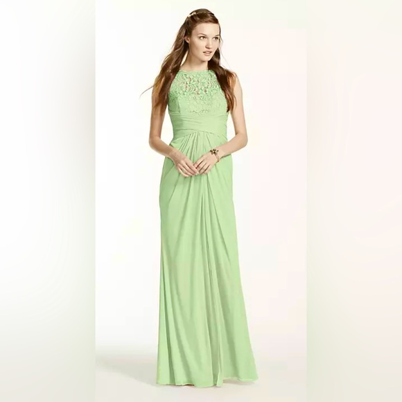 David’s Bridal - Picture 4 of 5